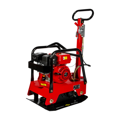 Виброплита DDE VP130-СK (дв.Loncin,6,5л.с,плита630×400мм,до350кв.м/час,135кг,гл.упл.50 см,колеса,рев